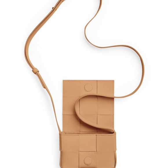 Bottega Veneta Mini Cassete Leather Card Case ~ Authentic - Picture 13 of 14